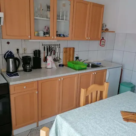 Apartment 17537a *